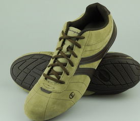 安一鞋業(yè)產(chǎn)品 產(chǎn)品圖片 加盟店怎么樣