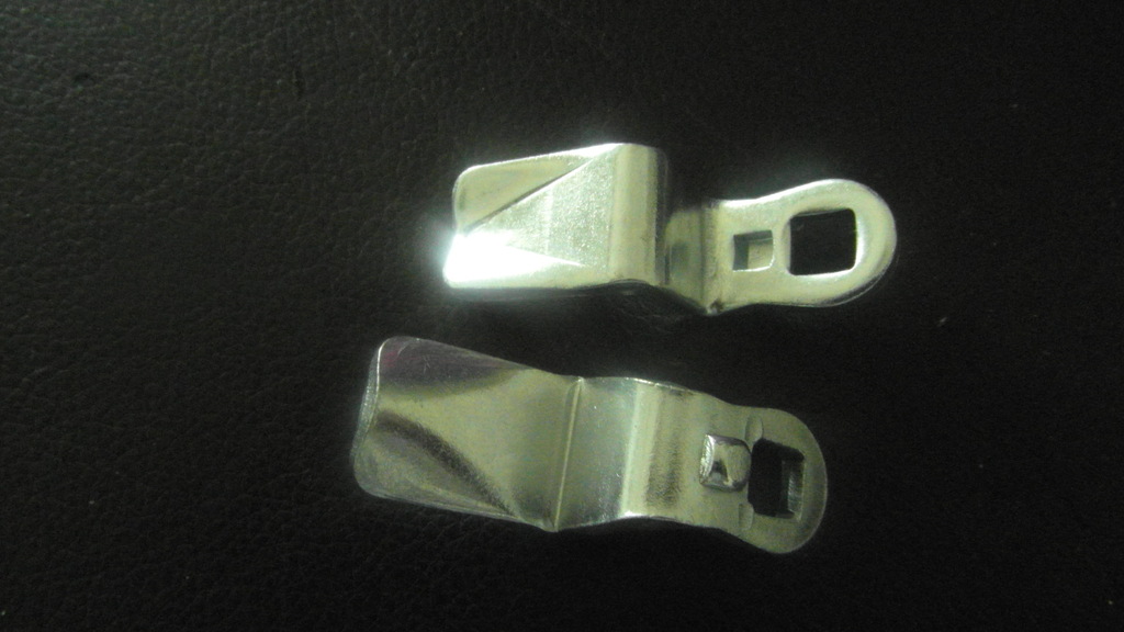 汽車(chē)制造中的關(guān)鍵金屬部件 從沖壓件到鍛壓件的精密世界